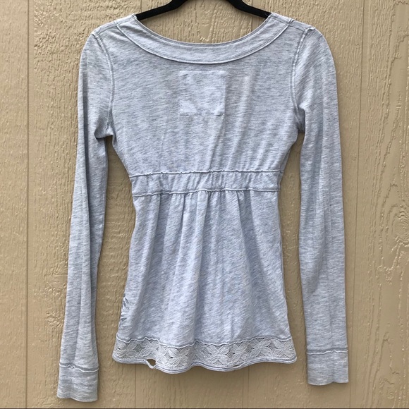 [Abercrombie & Fitch] Gray Deep Long Sleeve Top M - Picture 3 of 4
